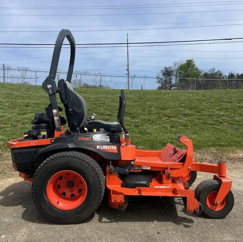 Kubota Z726X