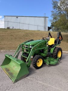 John Deere 2320 Tractor