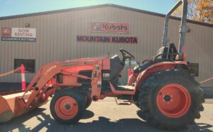 Kubota B3300